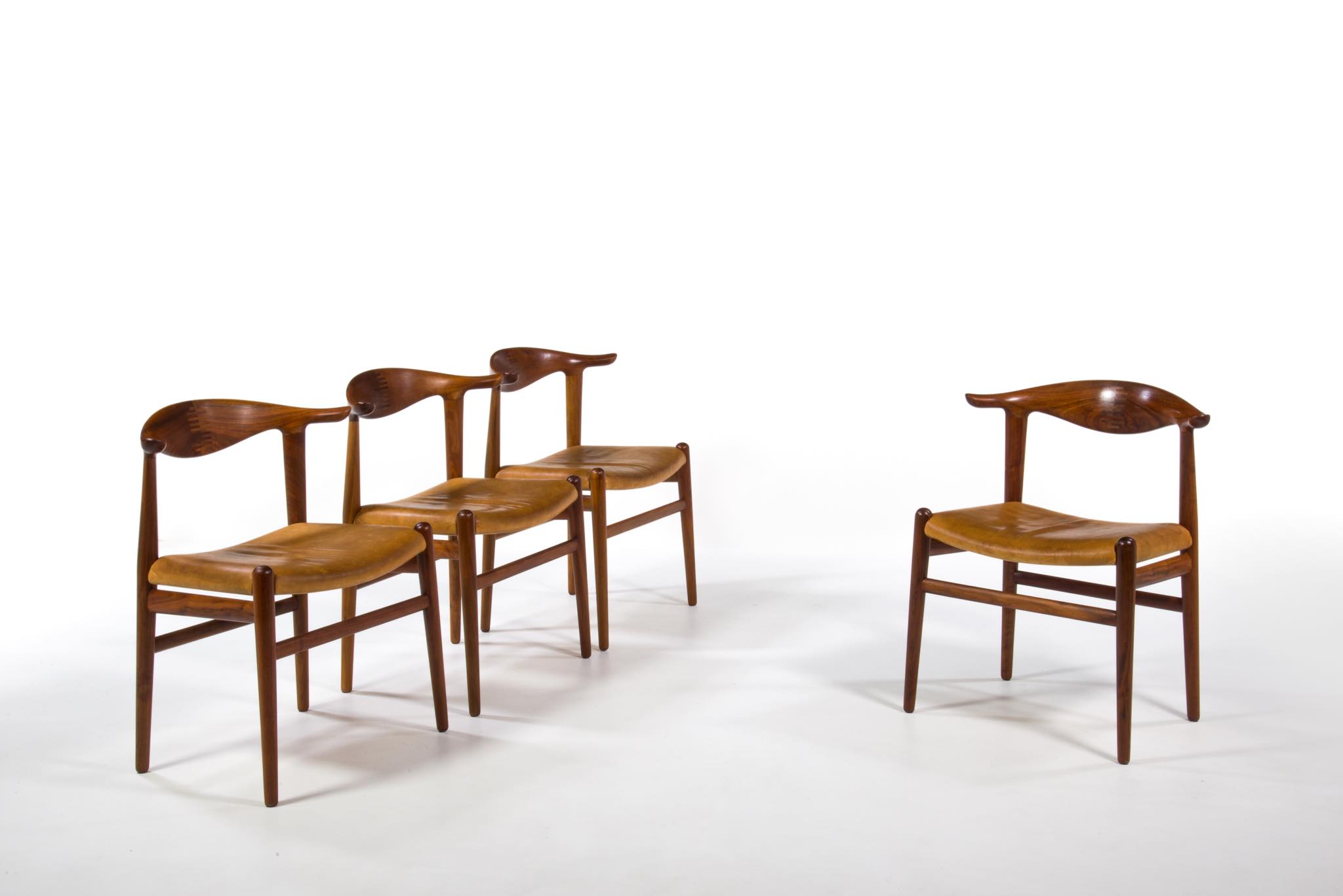 Hans J. Wegner set of four JH505 “Cowhorn” Chair｜Luca Scandinavia 