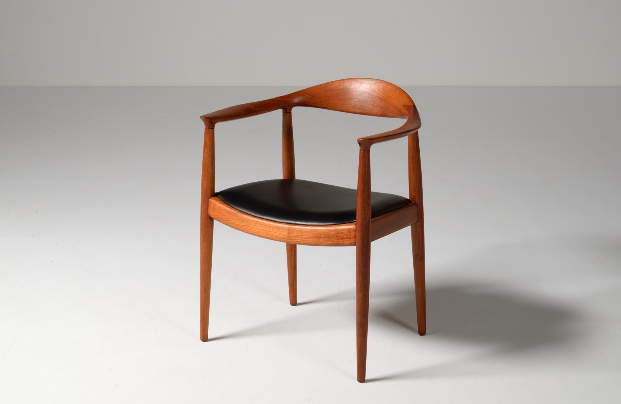 Hans J. Wegner JH503 “The Chair”｜Luca Scandinavia | 北欧 